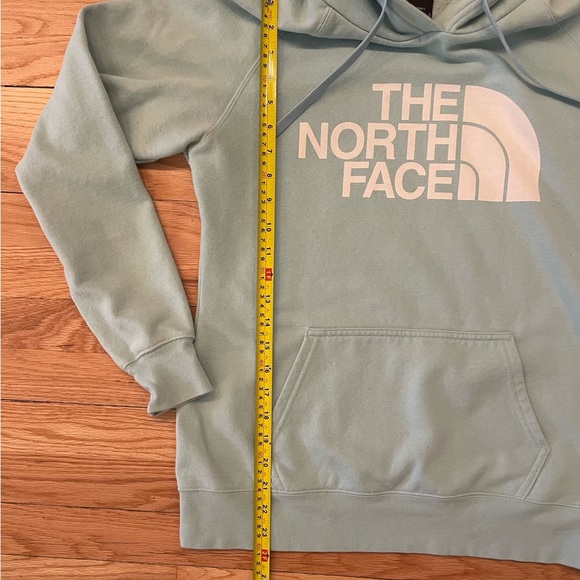 Women’s North Face pullover sweatshirt - Picture 4 of 6